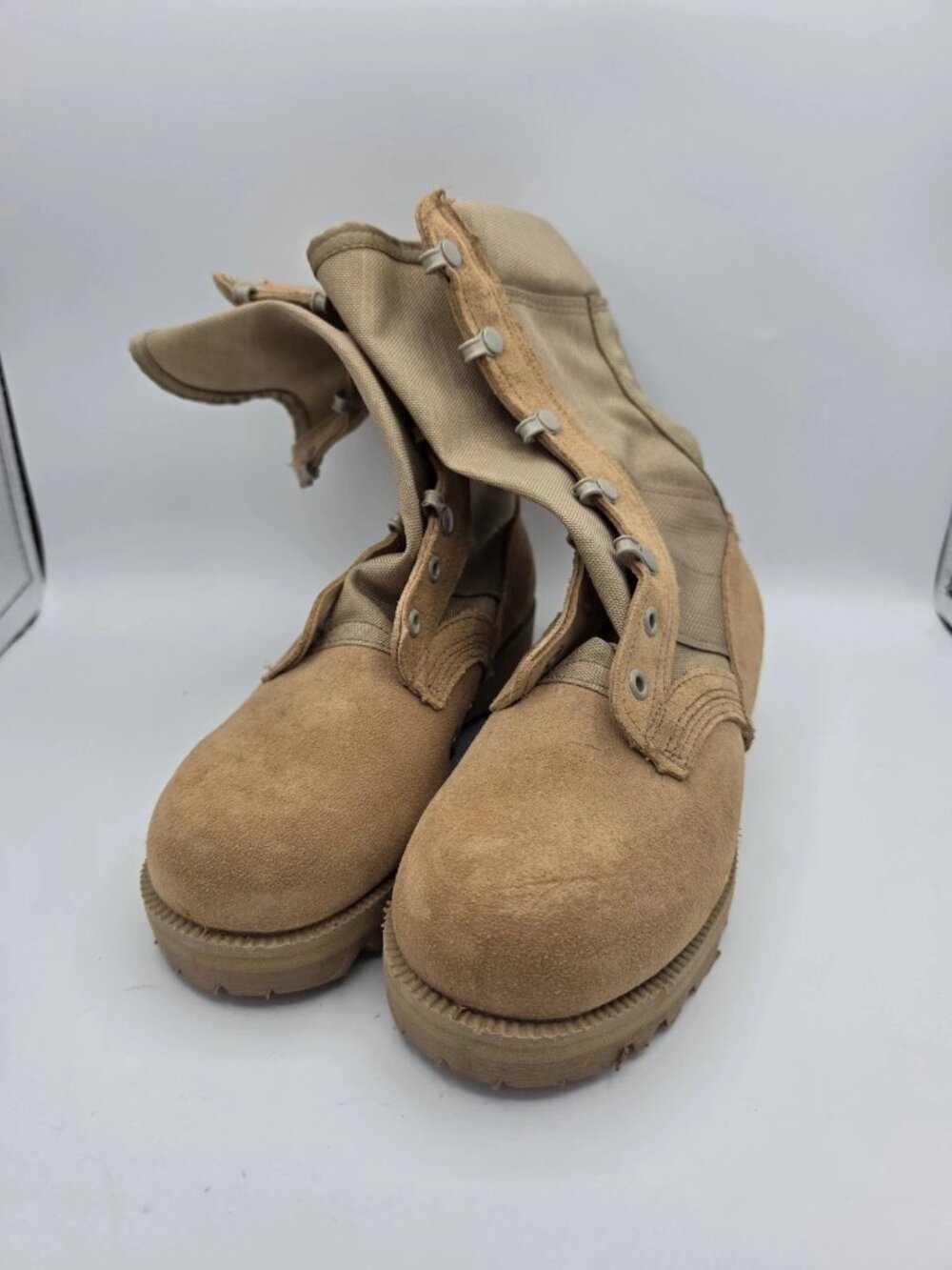 J 9-03 Cool Desert Combat Lace Up Boots Vented Size 2.5W Vibram Sole New